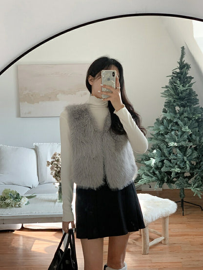 Opulent Faux Fur Elegance Vest - KPOSH