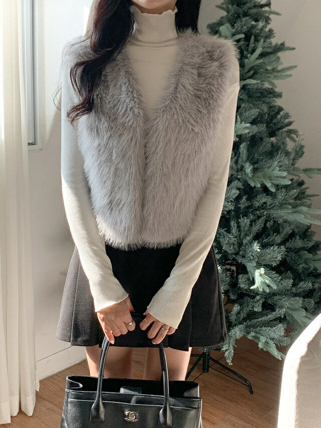 Opulent Faux Fur Elegance Vest - KPOSH