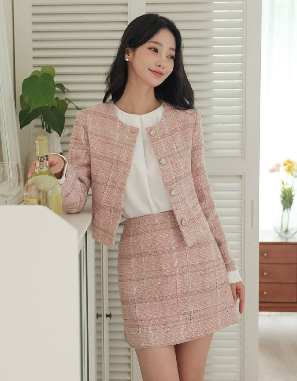 Lovely Dolce Wool Tweed Jacket & Skirt Set (Made in Korea)