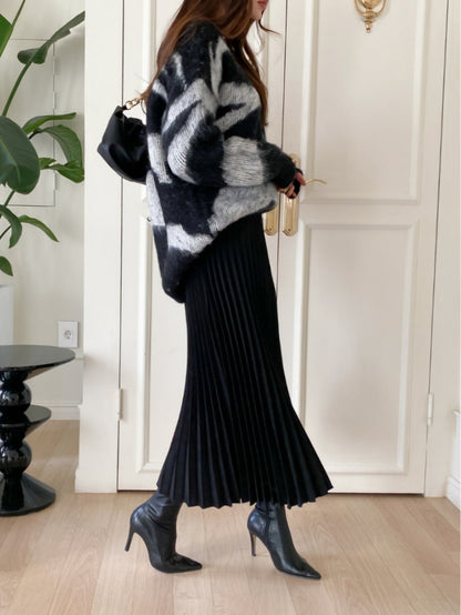 Zebra Mohair Oversized Round Knit (Unisex)